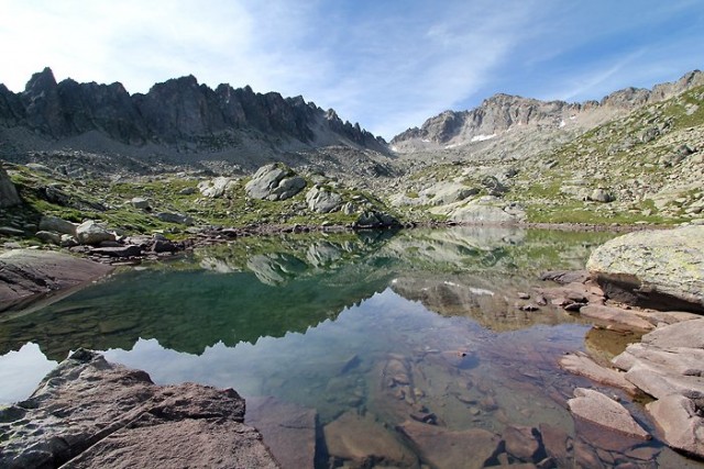 Lac de Cantet dans les Hautes-Pyrénées