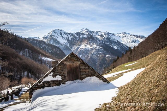 Randonnée vers le cirque de Lis en hiver